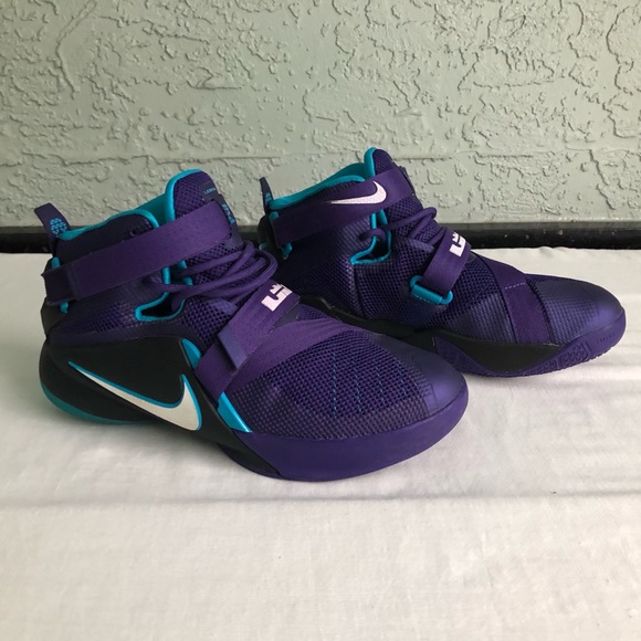 Nike Other - Nike Lebron Soldier Sneakers - Sz 6.5Y